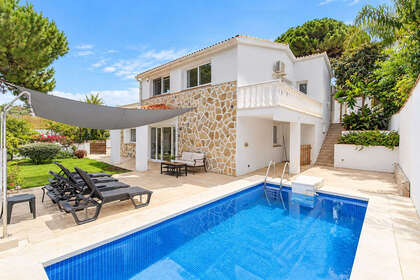 Таунхаус Продажа в Marbella, Málaga. 