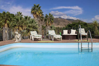 Таунхаус Продажа в Nerja, Málaga. 
