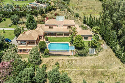 Таунхаус Продажа в Benalmádena, Málaga. 