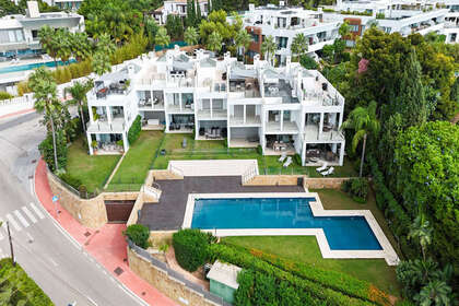 Дом Продажа в Sierra Blanca, Marbella, Málaga. 