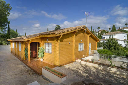Таунхаус Продажа в Elviria, Marbella, Málaga. 
