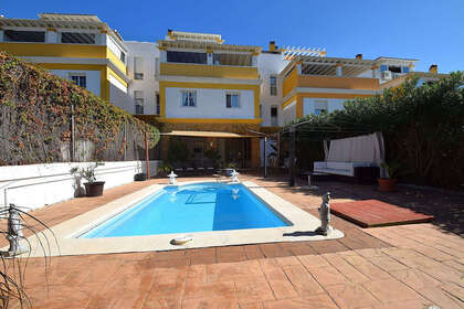 Дом Продажа в Calahonda, Mijas, Málaga. 
