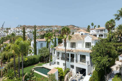 Таунхаус Продажа в El Paraiso, Estepona, Málaga. 
