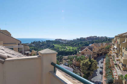Апартаменты Продажа в Torrequebrada, Benalmádena, Málaga. 