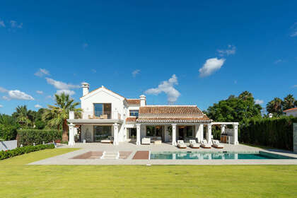 Таунхаус Продажа в Marbella, Málaga. 