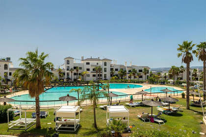 Апартаменты Продажа в Estepona, Málaga. 