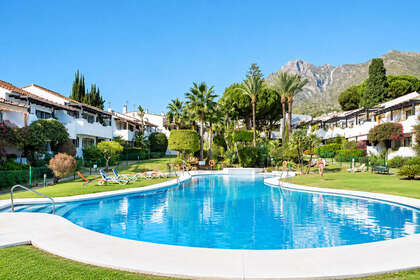 Пентхаус Продажа в Puerto Banús, Marbella, Málaga. 