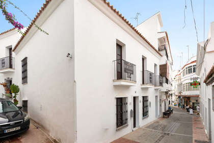Дом Продажа в Estepona, Málaga. 