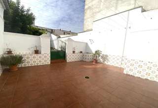 Chalet for sale in Almendralejo, Badajoz. 