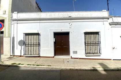 House for sale in Almendralejo, Badajoz. 