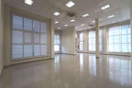 Local comercial en Almendralejo, Badajoz. 