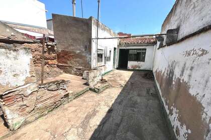 House for sale in Almendralejo, Badajoz. 