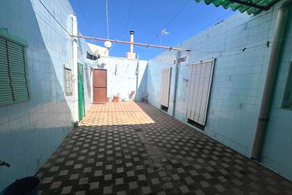 House for sale in Almendralejo, Badajoz. 