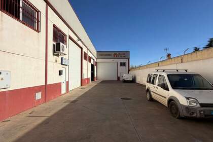 Warehouse for sale in Almendralejo, Badajoz. 