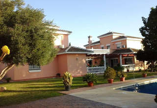 Cluster house for sale in Mijas Golf, Málaga. 