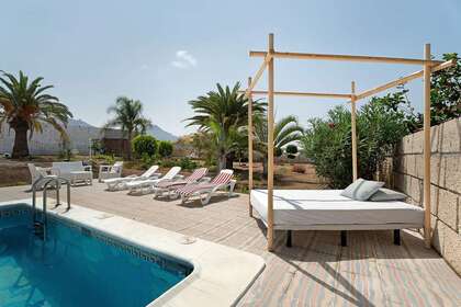 private swimming-pool
