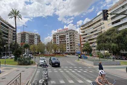 Piso venta en Plaza Cuba-República Argentina, Los Remedios, Sevilla. 