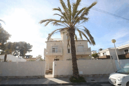 Chalet for sale in Orihuela-Costa, Alicante. 