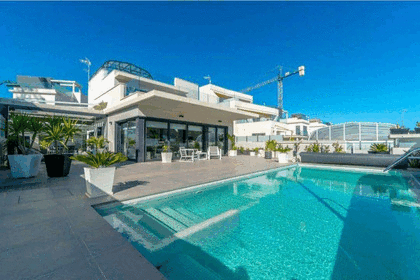 Villa for sale in Orihuela-Costa, Alicante. 