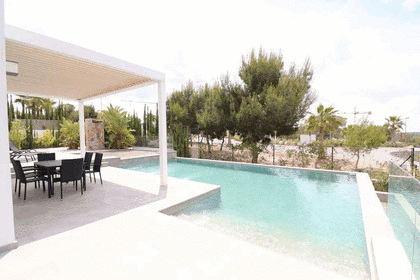 Chalet for sale in Orihuela-Costa, Alicante. 