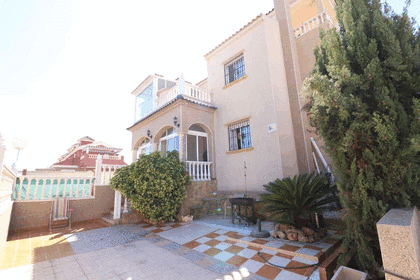 Cluster house for sale in Orihuela-Costa, Alicante. 