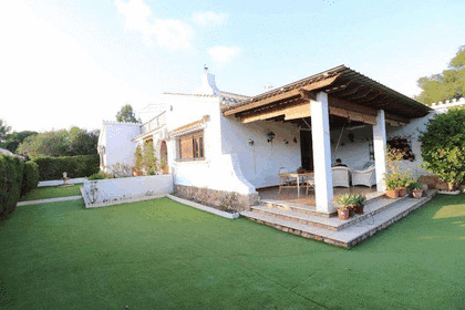 Chalet for sale in Orihuela-Costa, Alicante. 