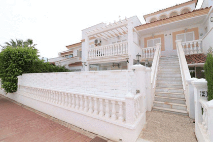 Bungalow for sale in Orihuela-Costa, Alicante. 