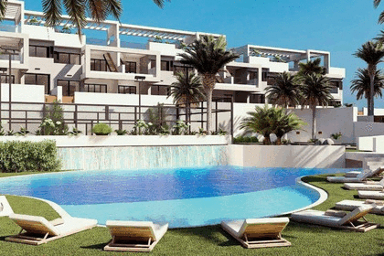 Bungalow for sale in Torrevieja, Alicante. 