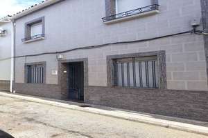 Huizen verkoop in Barrio nuevo, Bailén, Jaén. 