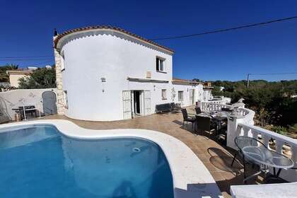 Chalet for sale in Benissa, Alicante. 