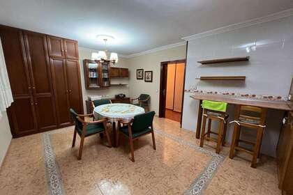 Flat for sale in Palmeras, Bailén, Jaén. 