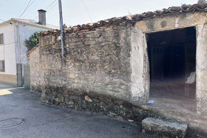 Other properties for sale in Navasfrías, Salamanca. 
