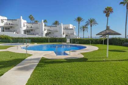 Apartment for sale in Calahonda, Mijas, Málaga. 