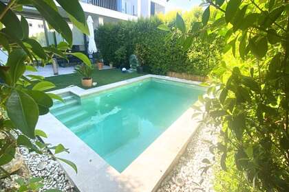 Cluster house for sale in Urb. Club Golf San Roque, Cádiz. 