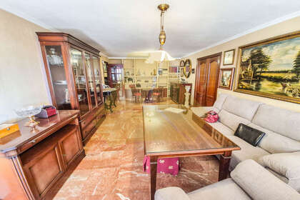 Flat for sale in Nervión, Sevilla. 