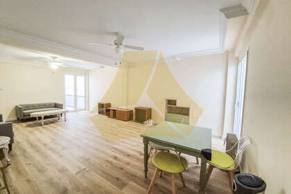 Flat for sale in Plaza Del Museo-san Lorenzo, Centro, Sevilla. 