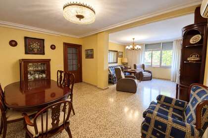 Flat for sale in Arroyo-santa Justa, Sevilla. 