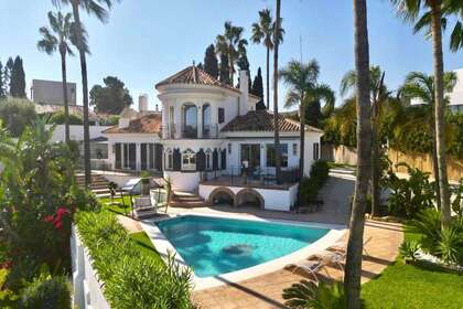 Maison de ville vendre en Estepona, Málaga. 