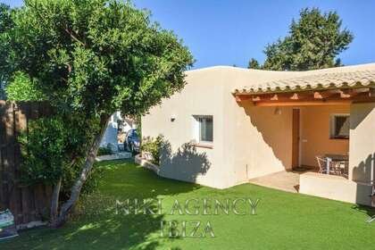 House for sale in San José / Sant Josep de Sa Talaia, Baleares (Illes Balears), Ibiza. 