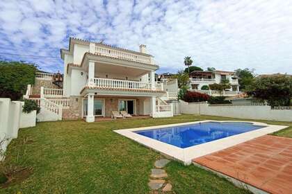 House for sale in Benalmádena, Málaga. 