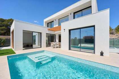 House for sale in Alfaz del pi / Alfàs del Pi, Alicante. 