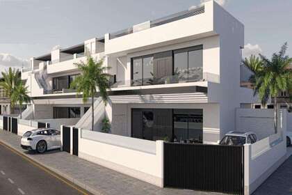 House for sale in San Pedro del Pinatar, Murcia. 