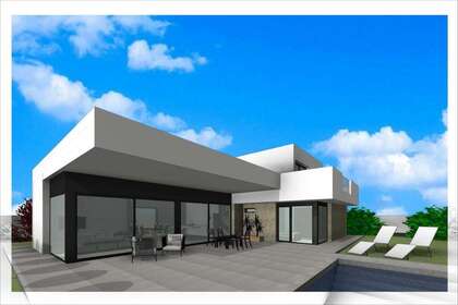 House for sale in Pinoso, Alicante. 
