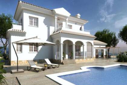 House for sale in Pinoso, Alicante. 