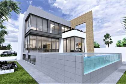 House for sale in Orihuela-Costa, Alicante. 