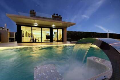 House for sale in Orihuela-Costa, Alicante. 