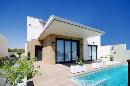 House for sale in San Miguel de Salinas, Alicante. 