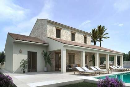 House for sale in Moraira, Alicante. 
