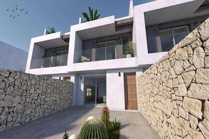 Townhouse for sale in Pilar de la Horadada, Alicante. 