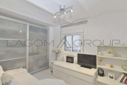 Flat for sale in Barcelona. 